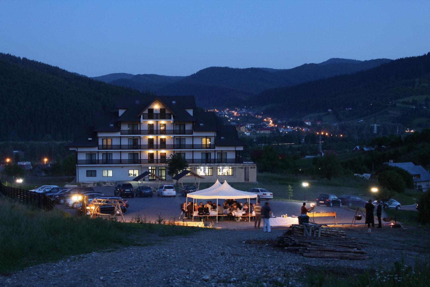 Hotel Toacabellevue Gura Humorului Luaran gambar