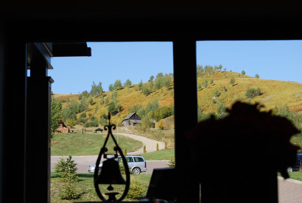 Hotel Toacabellevue Gura Humorului Luaran gambar