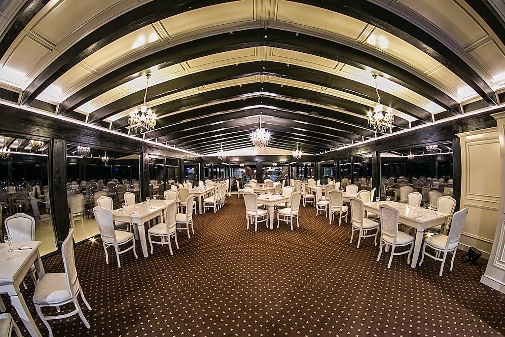 Hotel Toacabellevue Gura Humorului Luaran gambar